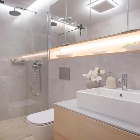 Apartament Premium Pinea 313 포비에로보